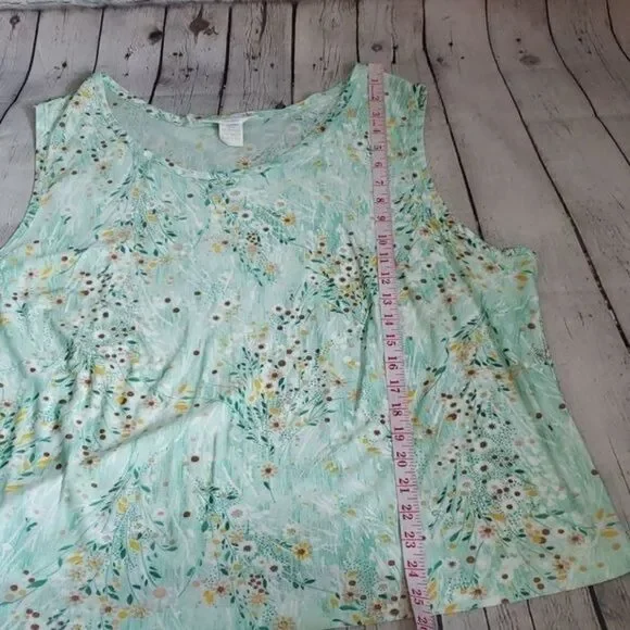 Vintage 1970s Pastel Green Dainty Floral Tank Top - Picture 12 of 12